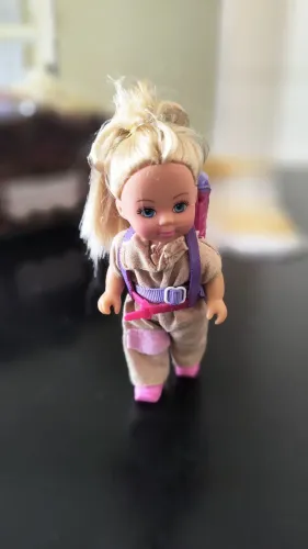 Boneca Evi Love