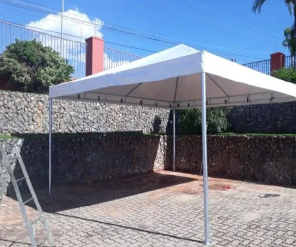 Toldo 3x3 novo na promoção 2100 por. 1650 avista
