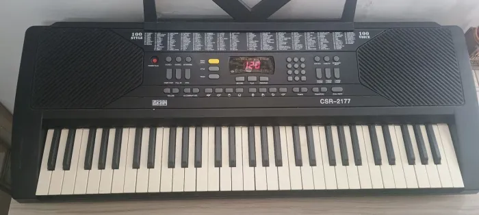 Teclado Musical Eletrônico CSR-2177 + Suporte de Partitura | Ótimo Estado