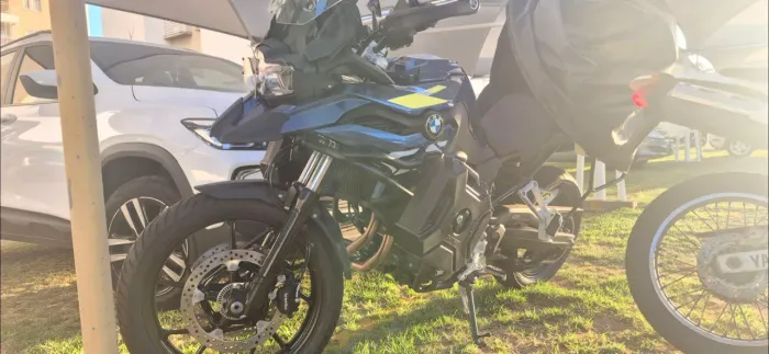 Gs 800 plus, modelo 2027, com apenas 80 kms rodados.