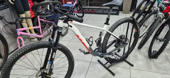 Vendo bike TSW NUUK toda slx