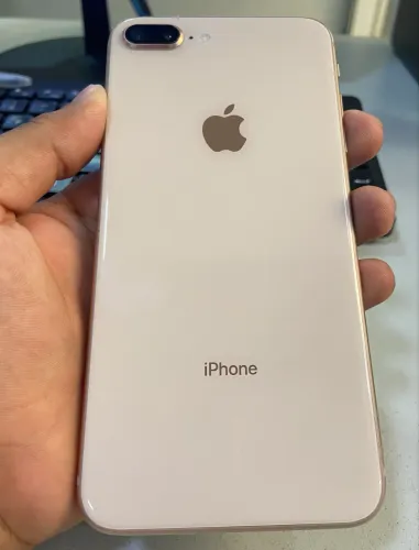 iPhone 8 Plus 