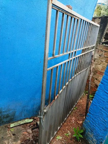 Portão para garagem 2,5 de comprimento por 2 de altura