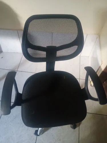 Vendo cadeira pra escritório