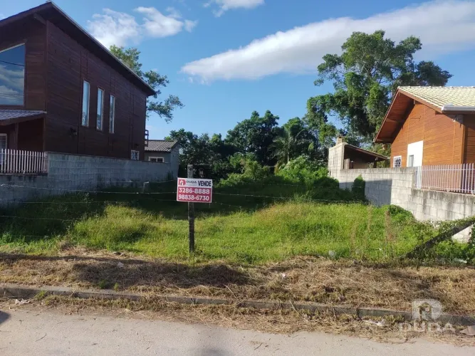 Terreno à venda de 243m² no Loteamento Bela Vista!