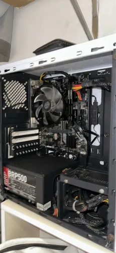 PC Gamer completo leia;