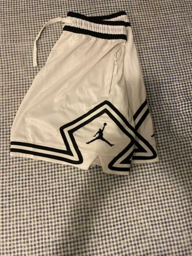 SHORT JORDAN NIKE