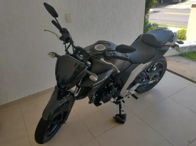 YAMAHA FZ25 FAZER ABS R$ 18.500