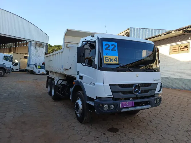 Mercedes-Benz Atego 2730B/36 6X4 2021/2022 Vamos Seminovos Goiania