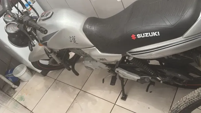 Vende se moto 5,500