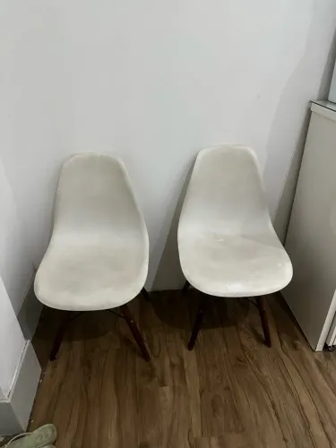 Vendo cadeiras Eames