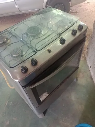 vendo esse fogão Esmaltec!