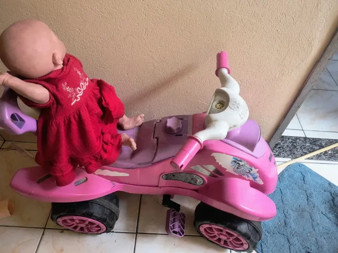 Vendo Triciclo infantil rosa