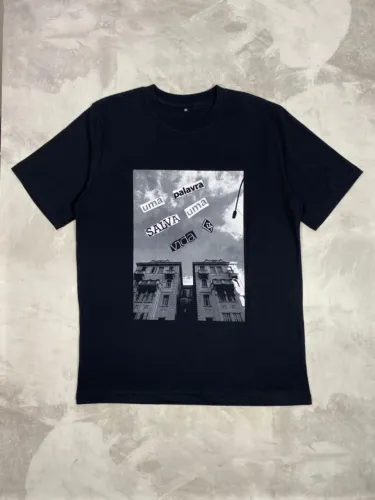 Camiseta Uma Palavra Salva Uma Vida