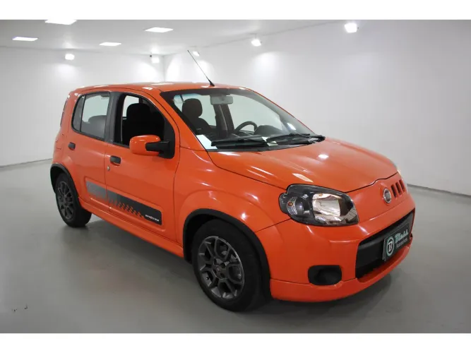 Fiat Uno Sporting 1.4 EVO Fire Flex 8V 4P 2014