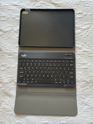 Capa + Teclado Ipad Air 11 polegadas WB