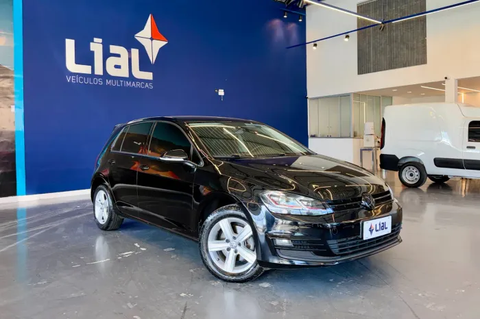 Volkswagen Golf Comfortline 1.6 MSI Total Flex Aut. 2016