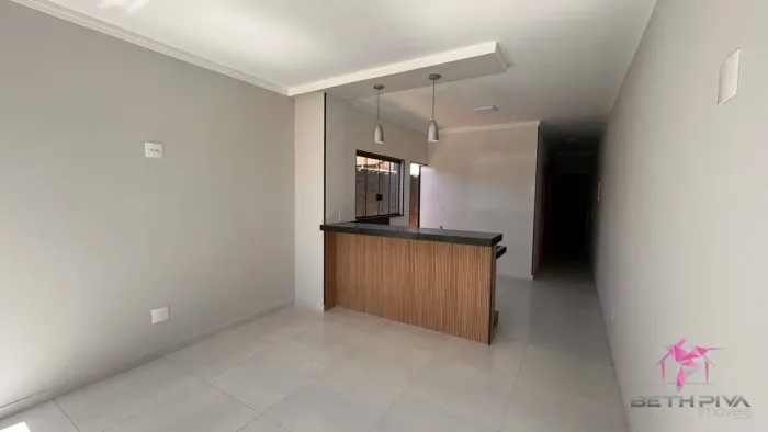 Casa com 2 dormitórios à venda, 60 m² por R$ 255.000,00 - Jardim Eroísi - Leme/SP