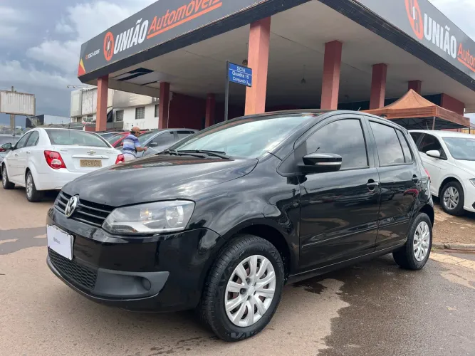 Volkswagen Fox 1.6 MI Total Flex 8V 5P 2013