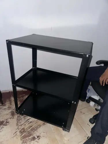 Bancada para ferramentas ou pra tatuador