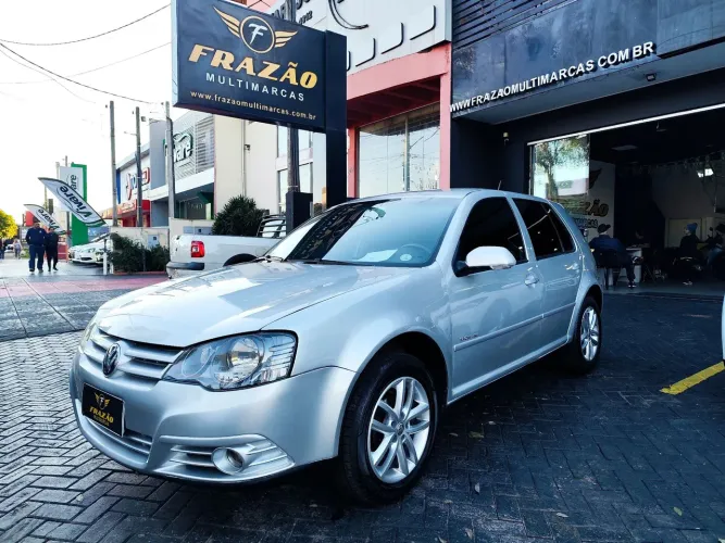 Volkswagen Golf Sportline 1.6 MI Total Flex 8V 4P 2010