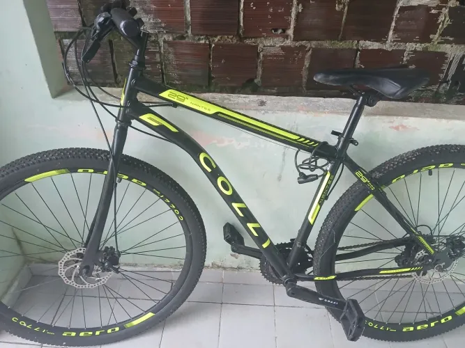 ? Bicicleta Colli Bikes Aro 29 Semi Nova - Excelente Estado
