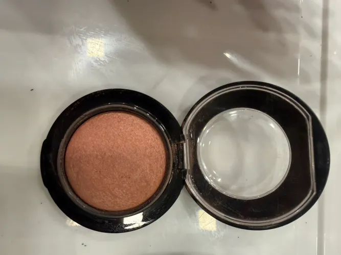 Blush mineral MAC cor Warm Soul usado pouquíssimas vezes