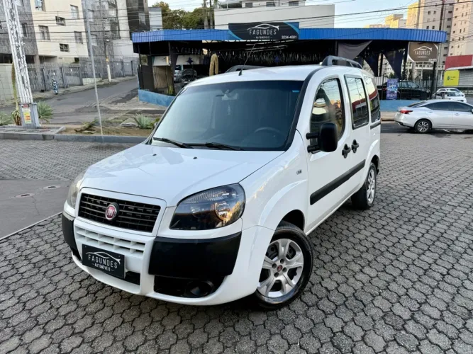 Fiat Doblo Essence 1.8 Flex 16V 5P 2020