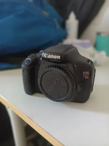 Canon t3i + 2 baterias e 01 carregador 
