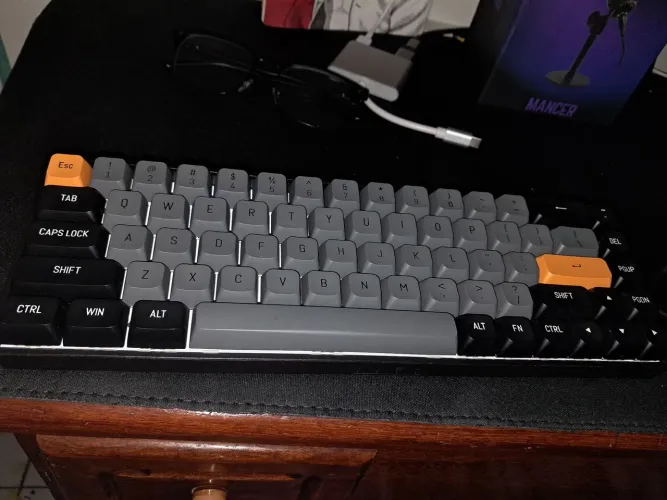 Teclado mecanico GD68