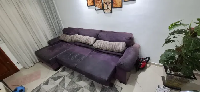 Sofá com chaise lado esquerdo , facilito o pagamento em 12X