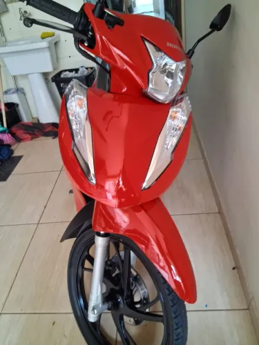 Honda Biz 125 EX 2022 Vermelha - Único Dono - 14.570 km