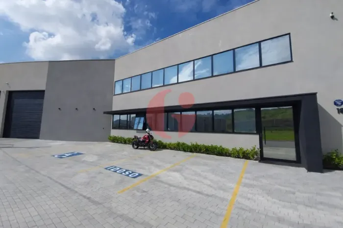 Galpão para locação no condomínio Eldorado Multiplos II com 5 banheiros e 763,68 m² - Jaca