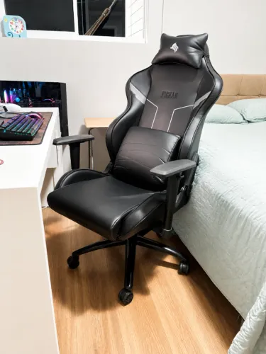 Cadeira Gamer Pichau Omega L Black Edition