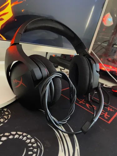 Headset HyperX Cloud II com fio, preto/vermelho