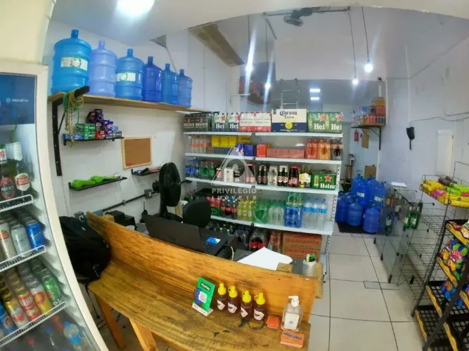 Loja Comercial à venda no Copacabana (RJ)  45 m², pronta para negócios
