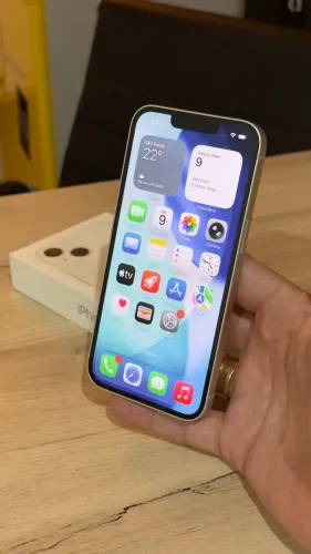 iPhone 13 128GB Branco - Bateria 100%! Loja física! Com Garantia! Até 18x no cartão