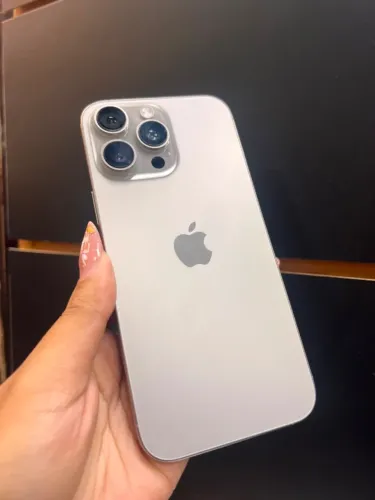 IPHONE 16 PRO MAX 256 GB SEMINOVO