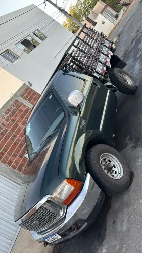 Ford F-250 2002 com Carroceria [Madeira/Ferro] - Raridade, Pronta para o Trabalho!