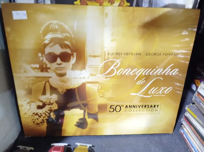 Dvd bonequinha de luxo