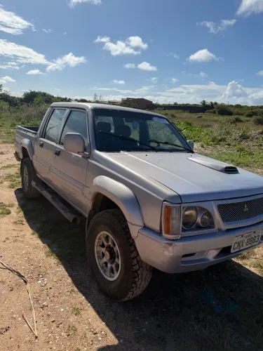 Mitsubishi L200 GLS 2.5 4X4 CD Diesel 2000