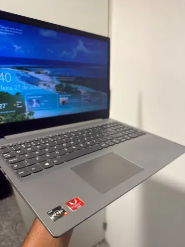 Ryzen 5 8GB DDR4 SSD nvme 256GB