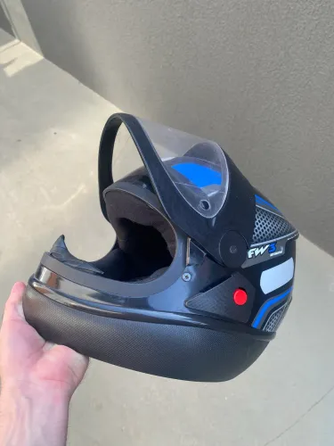 Vendo capacete
