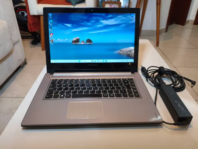 Notebook Lenovo i7 3gen, NVidia GT 635M,8GB RAM,SSD 240GB e HD 500GB, Tela de 14" Touch