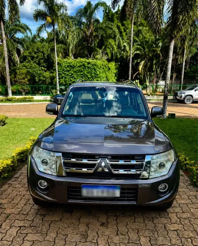 Mitsubishi Pajero HPE Full 3.2 4X4 T.i.dies. 5P AUT 2012
