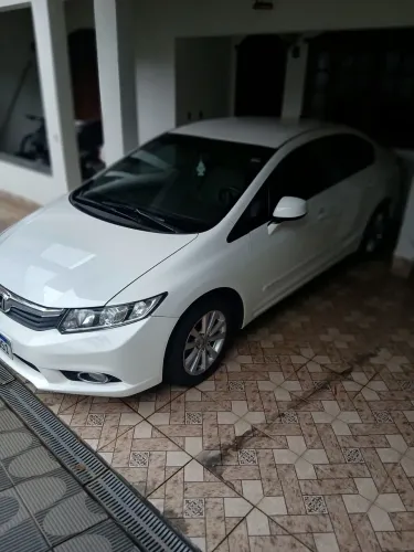 Honda Civic Sedan LXS 1.8/1.8 Flex 16V Aut. 4P 2014