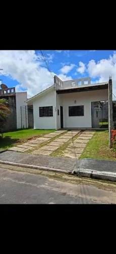 Alugo casa no condomínio vila dos pássaros