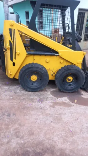 Bobcat Melroe Modelo 711