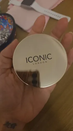 Iconic kit rimel preto e iluminador importada