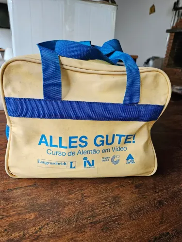 Curso de Alemão "Alles Gute" em vídeo.